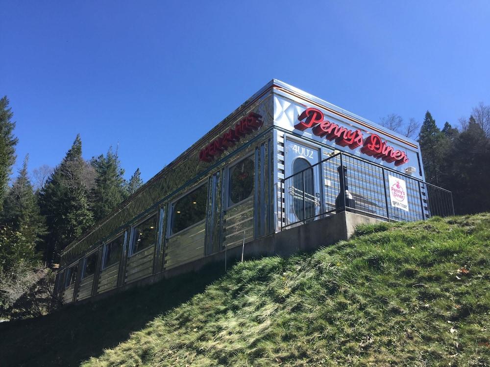 Travelodge By Wyndham Dunsmuir Exterior foto