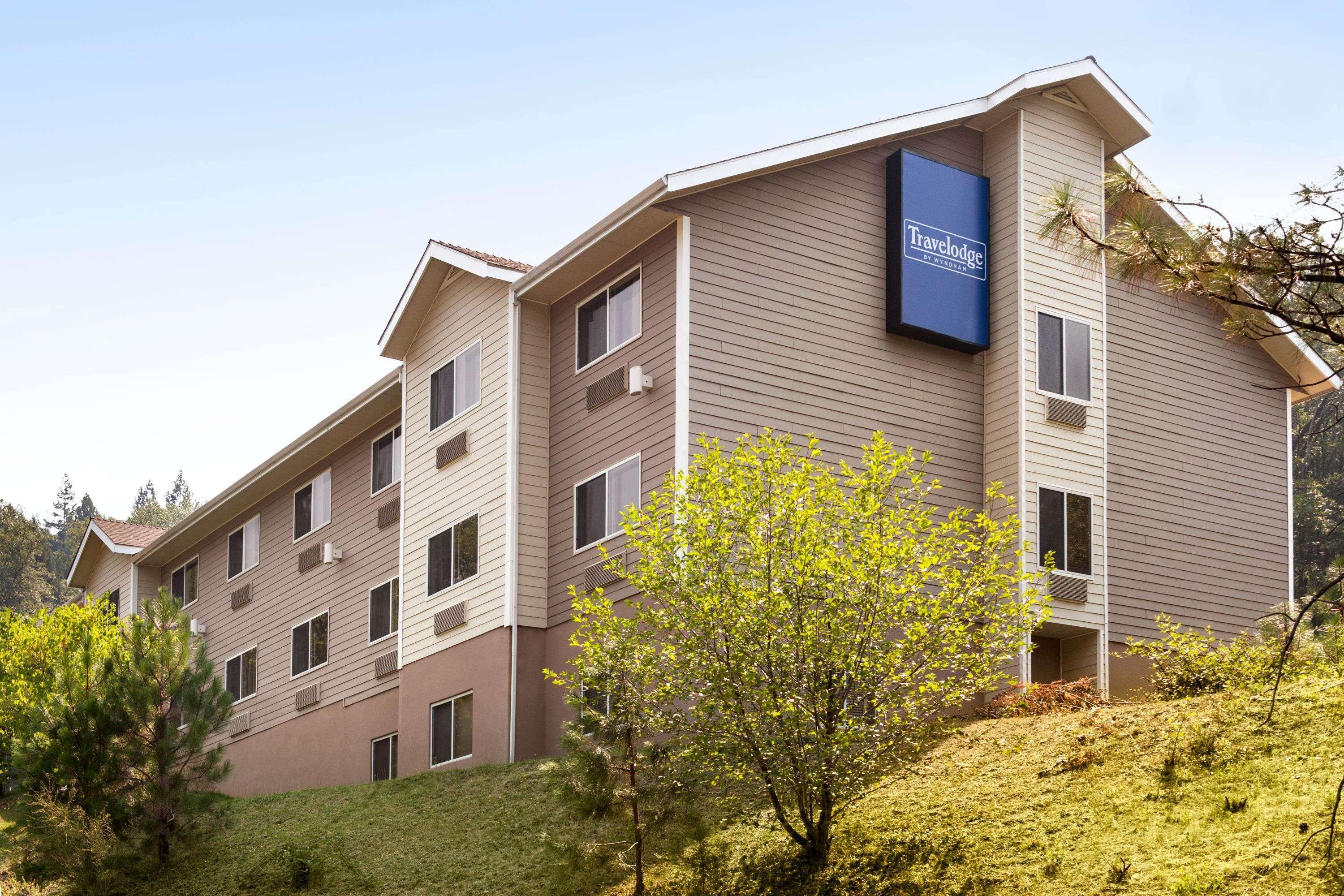 Travelodge By Wyndham Dunsmuir Exterior foto